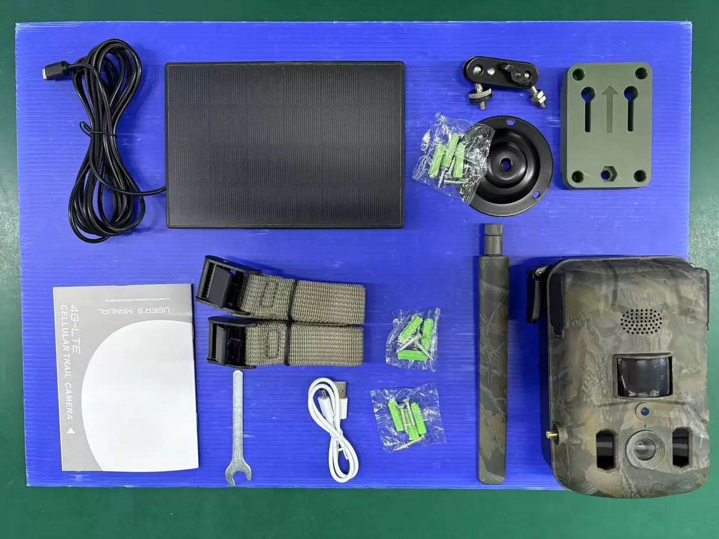 SummitGuard - Trail Camera 15.600 mAh.